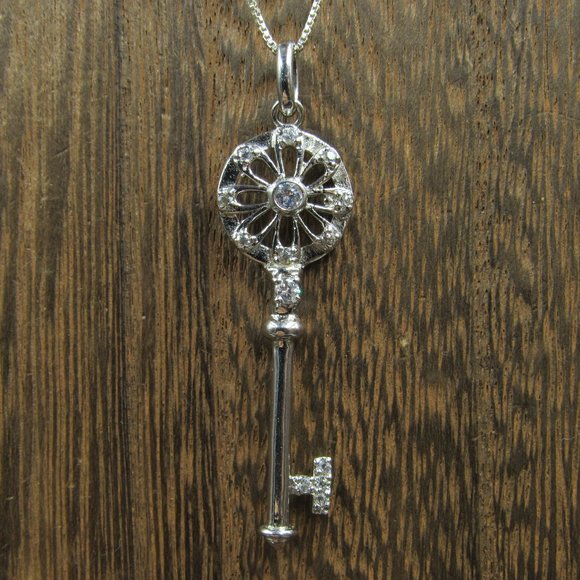 Jewelry - 18" Sterling Ornate Key Cubic Zirconia Necklace
